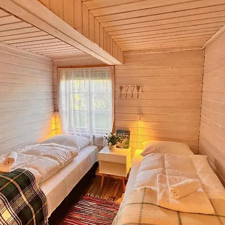 Aakerberget Vestresand * Bøstad